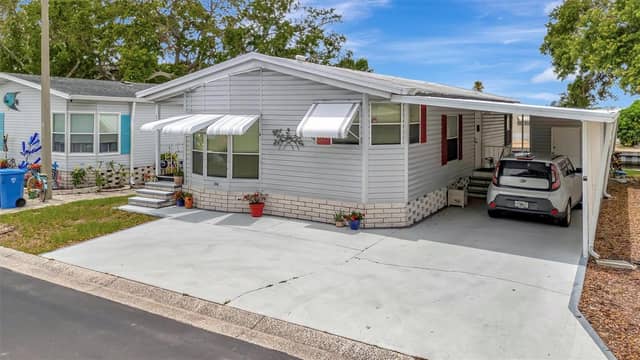 106 N SAINT GEORGE CIR photo