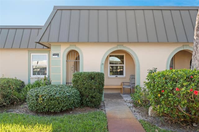 4409 SUMMERSUN DR photo