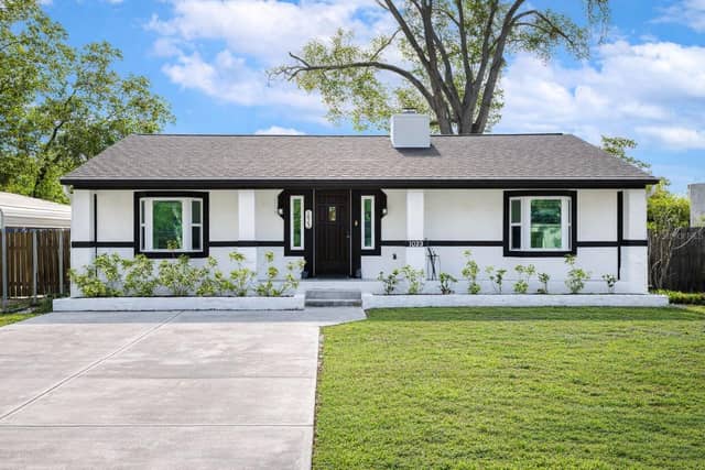 1023 N BASK DR photo