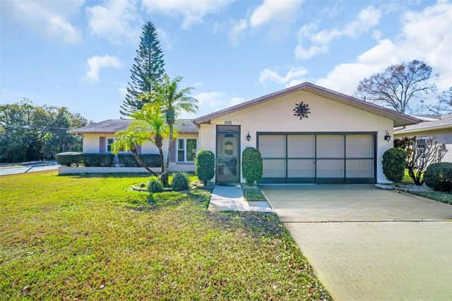 102 STAFFORD DR photo