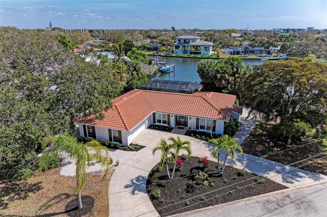 5507 CONTENTO DR photo