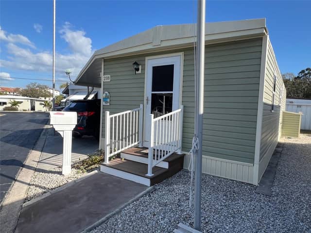 8300 SEMINOLE BLVD #218 photo