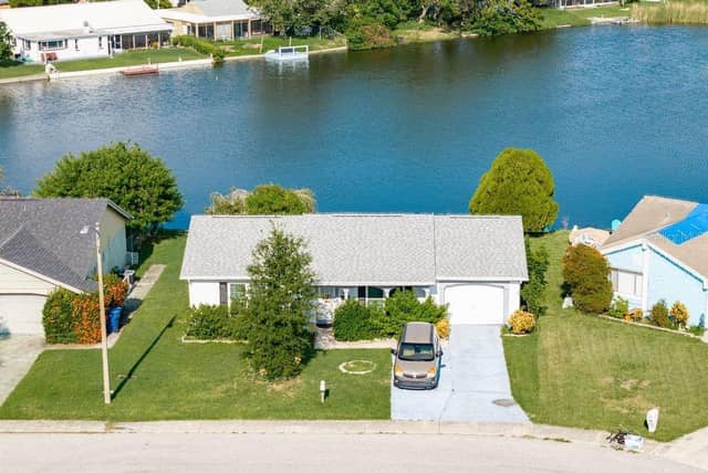 3552 BLUEBELL LN photo