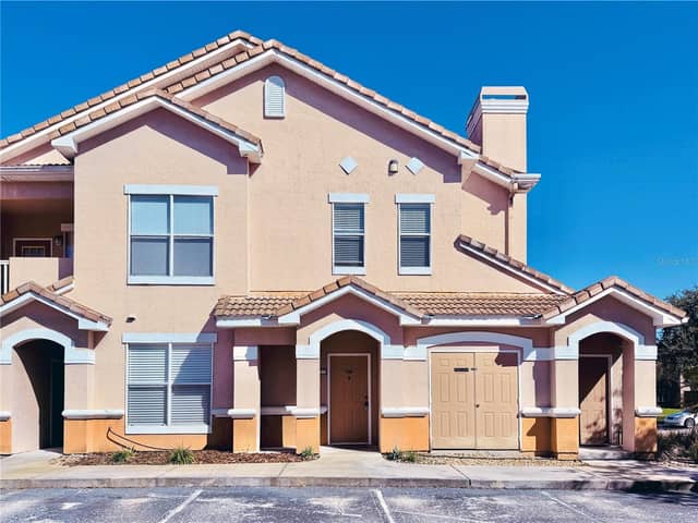 18013 VILLA CREEK DR photo
