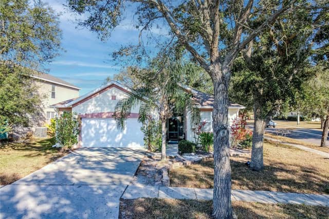 6803 GUILFORD CREST DR photo