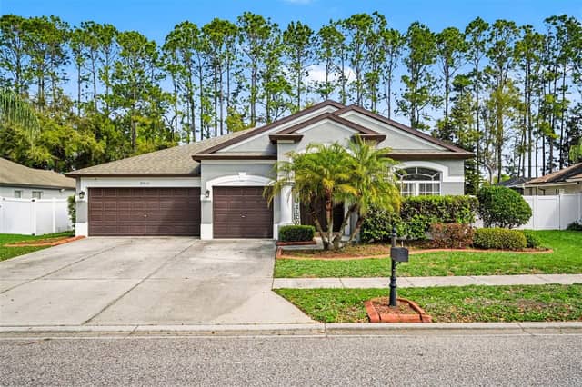 20835 RIVERFOREST DR photo