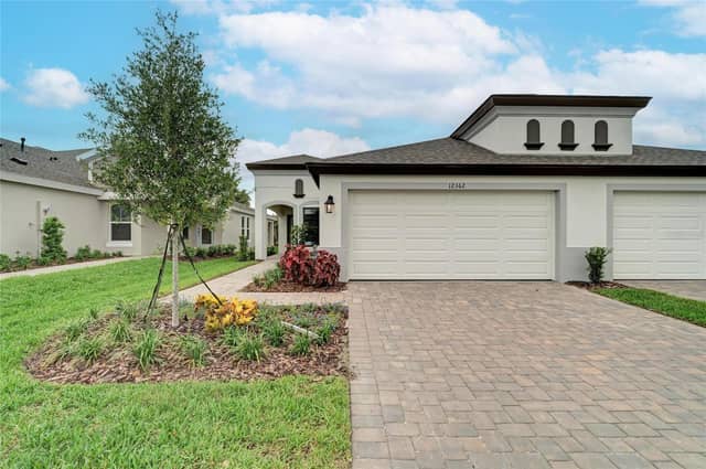 12362 OAK  HILL WAY photo