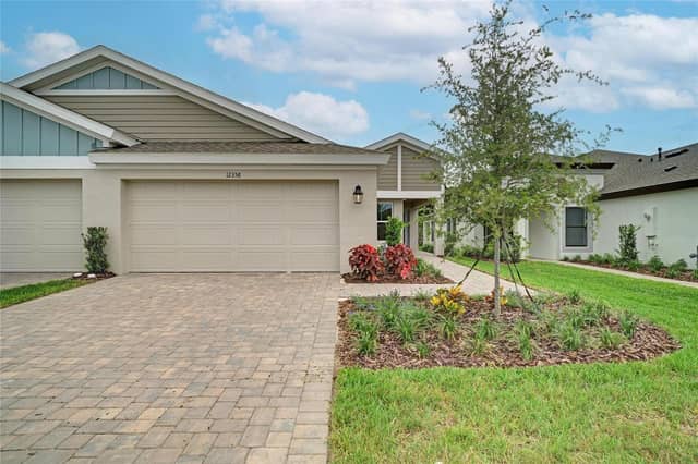 12358 OAK  HILL WAY photo