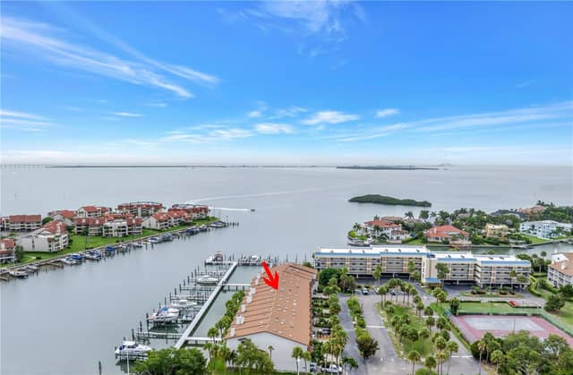117 YACHT CLUB LN photo