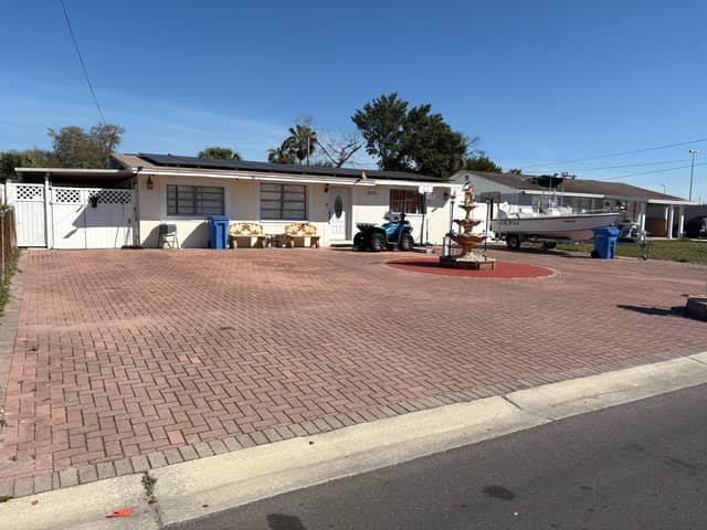 6005 W CLIFTON ST photo