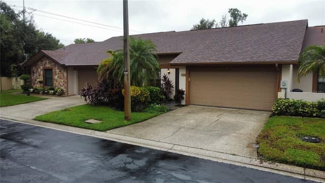 4075 SHORESIDE CIR photo