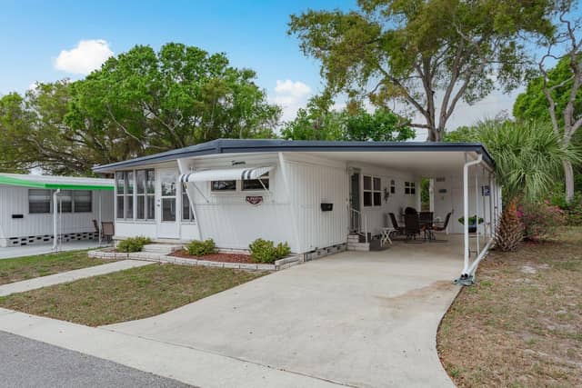 2331 BELLEAIR RD #514 photo