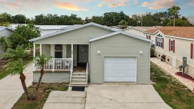 209 S PORT ROYAL LN photo