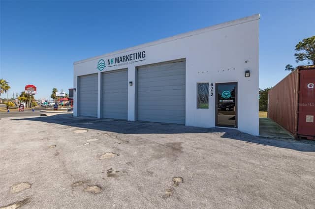 8312 US HIGHWAY 19 photo