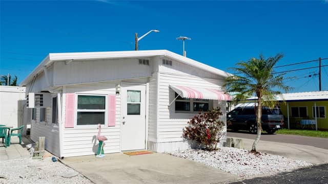 10315 CORTEZ RD W #31-1 photo