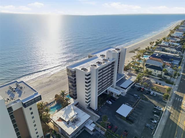 15462 GULF BLVD #406 photo