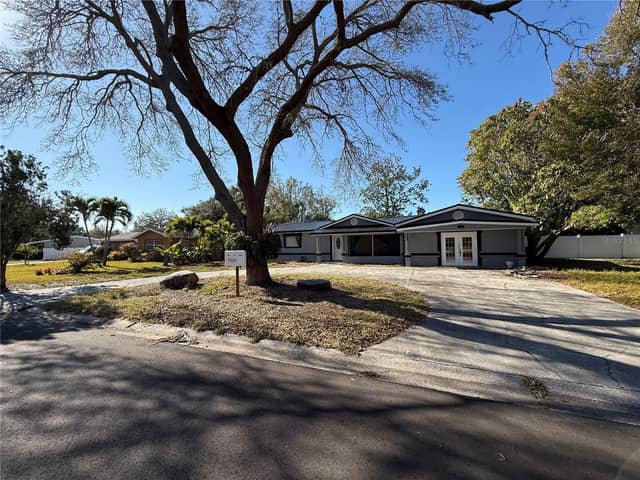 651 69TH AVE S photo