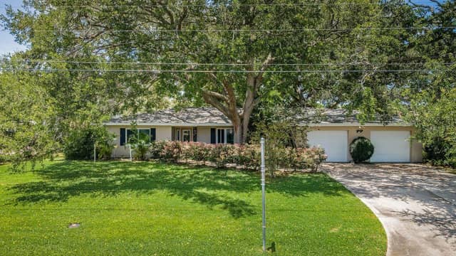 1704 CYPRESS AVE photo