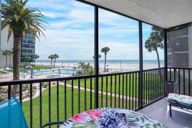 18304 GULF BLVD #105 photo
