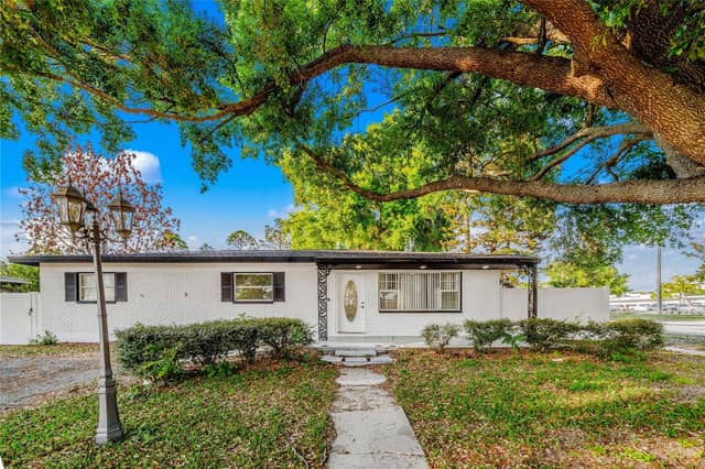 545 N TERRACE DR photo