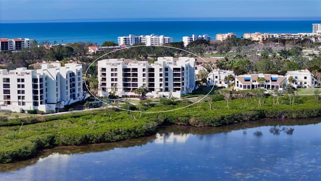 1932 HARBOURSIDE DR #244 photo