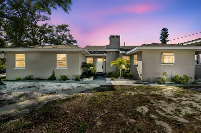 125 HARBOR BLUFF DR photo