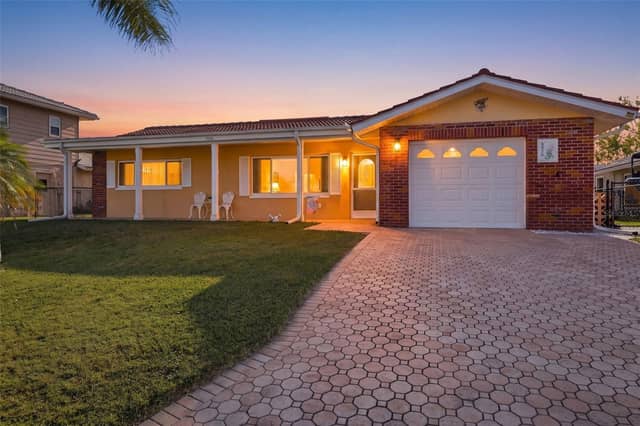 4926 FORECASTLE DR photo