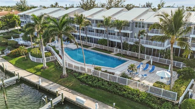 615 DREAM ISLAND PL #105 photo