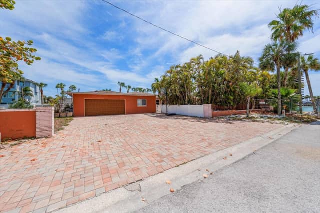 630-650 79TH AVE photo