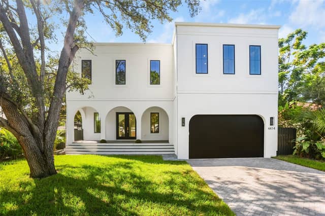4414 W LAWN AVE photo