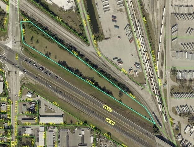 2115 9TH ST E photo