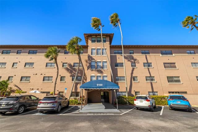 6100 GULFPORT BLVD S #414 photo