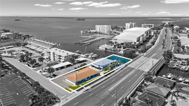 439 CAUSEWAY BLVD photo