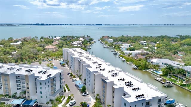 1709 N TAMIAMI TRL #416 photo