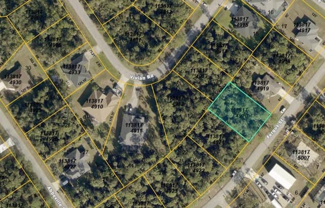 LOT 20 BLK 1749 34TH ADD TO PORT CHARLOTTE photo