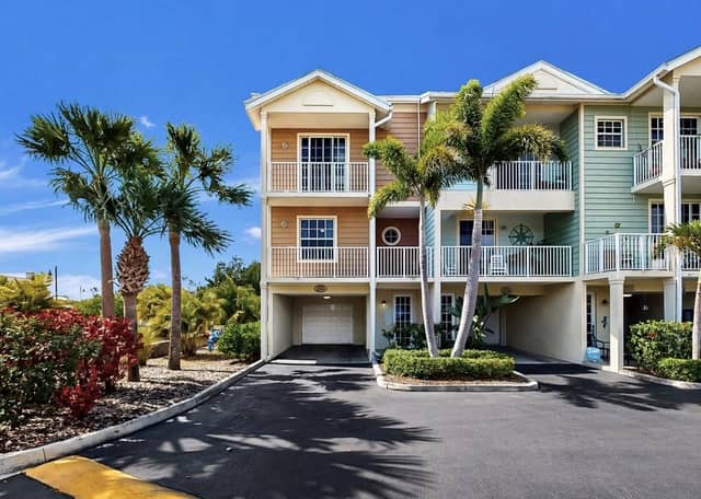 3202 MANGROVE POINT DR photo