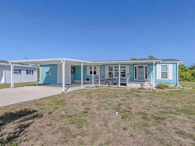 592 PORTSIDE DR photo