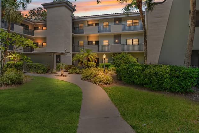 2650 COUNTRYSIDE BLVD #B307 photo
