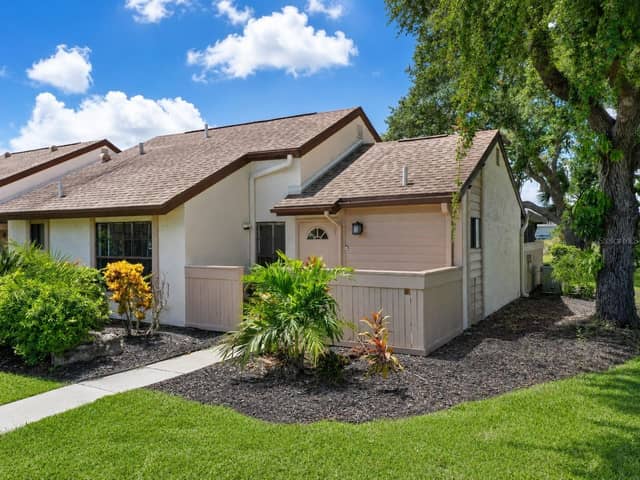 5401 BRASSY LOOP photo