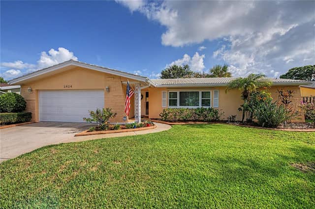 2424 FAIRBANKS DR photo