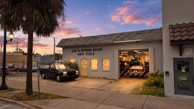 629 E VENICE AVE photo