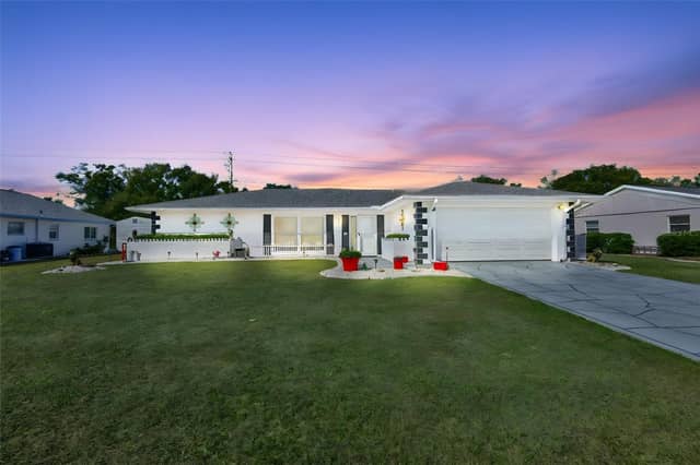 1254 W DEL WEBB BLVD photo