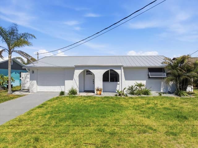 13902 BARNARD AVE photo