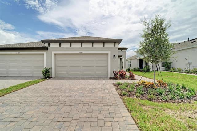 12361 OAK  HILL WAY photo