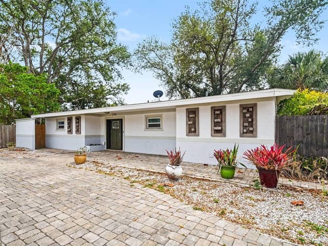 2746 HIBISCUS ST photo