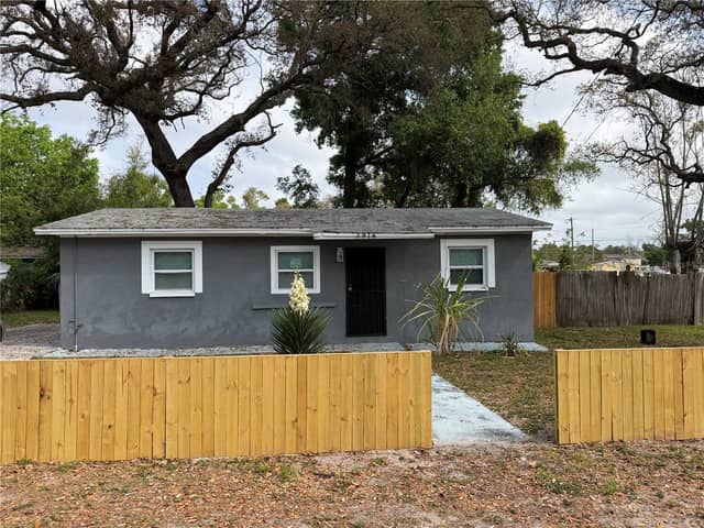 3916 E GENESEE ST photo