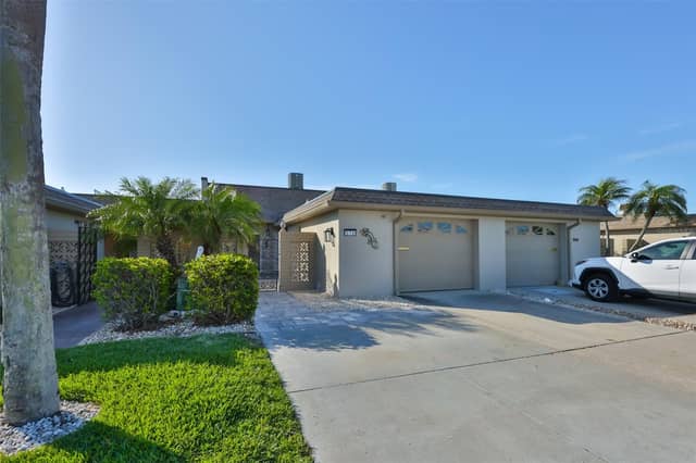 574 BOCA CIEGA POINT BLVD N #2205 photo