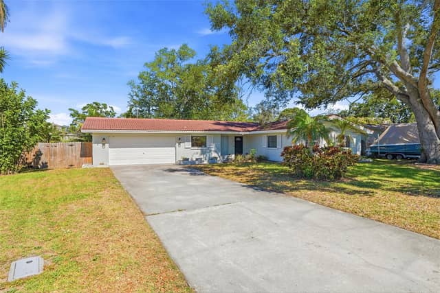 1349 VIEWTOP DR photo
