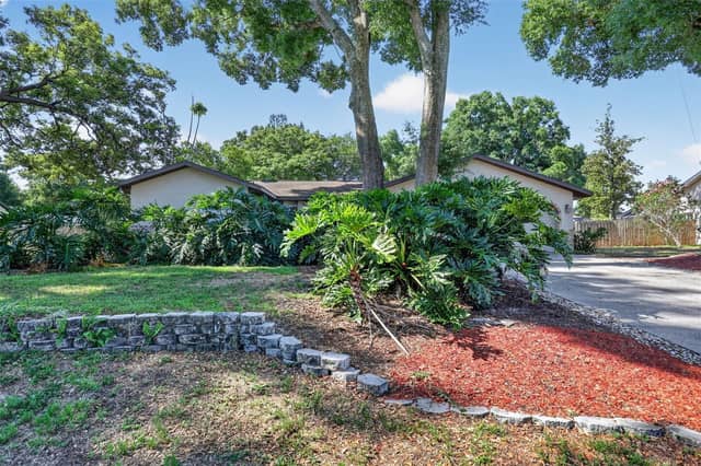 2713 WILLOW OAKS DR photo