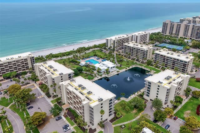 1095 GULF OF MEXICO DR #102 photo